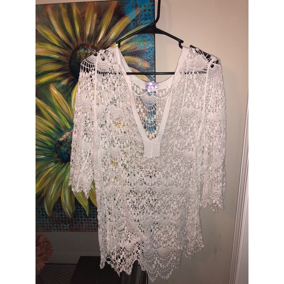 White Lace V-Neck Lace Shirt - Picture 1 of 2